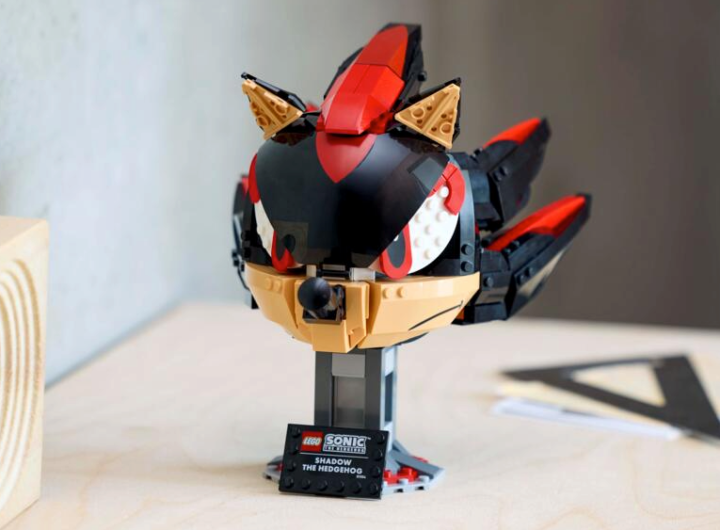 GenjiTalkGames - Build Shadow the Hedgehog from Lego bricks at home with the new $59.49 display set, now on sale at Target. Perfect for Sonic fans! #SonicTheHedgehog #LegoSets #GamingDeals