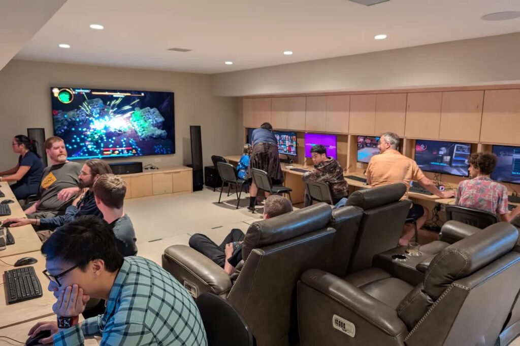 GenjiTalkGames - Million-dollar LAN party house built! 22 RTX 4070 PCs, hidden gaming stations & DDR dance floor. No random guests allowed. #LANParty #GamingHouse #TechLuxury